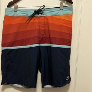 🏄🌊🏄🌊🏄 BILLABONG PLATINUM X SWIM TRUNKS SIZE 33 NWOT 🌊🏄🌊🏄